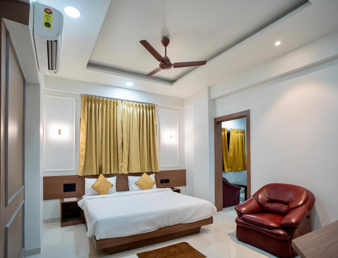 סולאפור Hotel Oberon מראה חיצוני תמונה