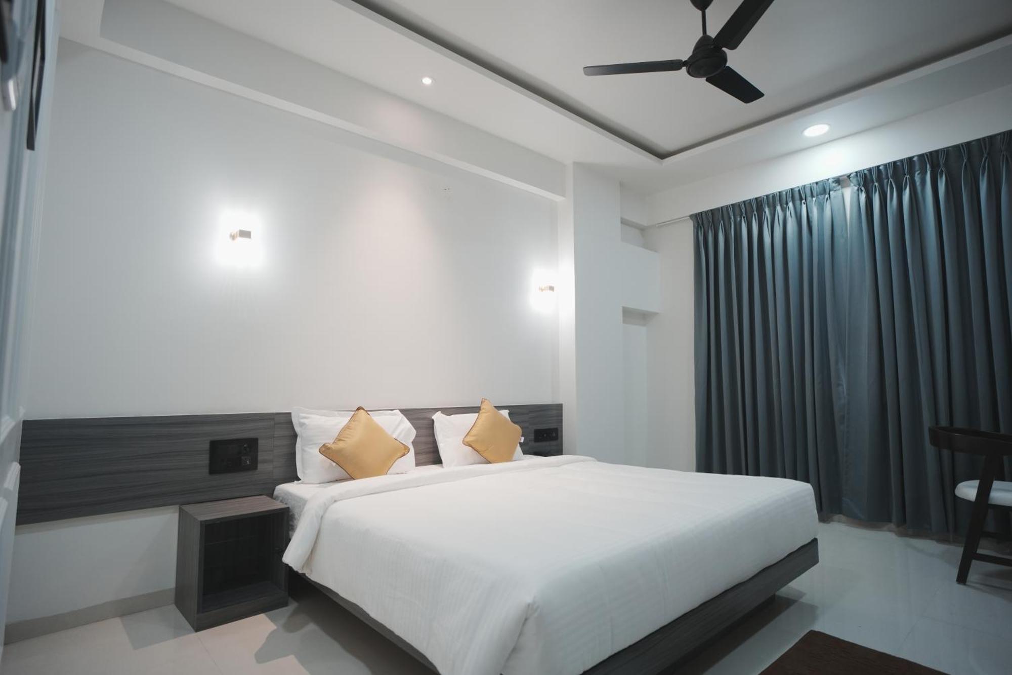 סולאפור Hotel Oberon מראה חיצוני תמונה